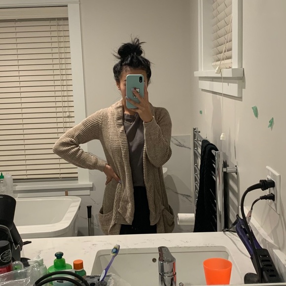 Knit cardigan with pockets - Picture 1 of 5